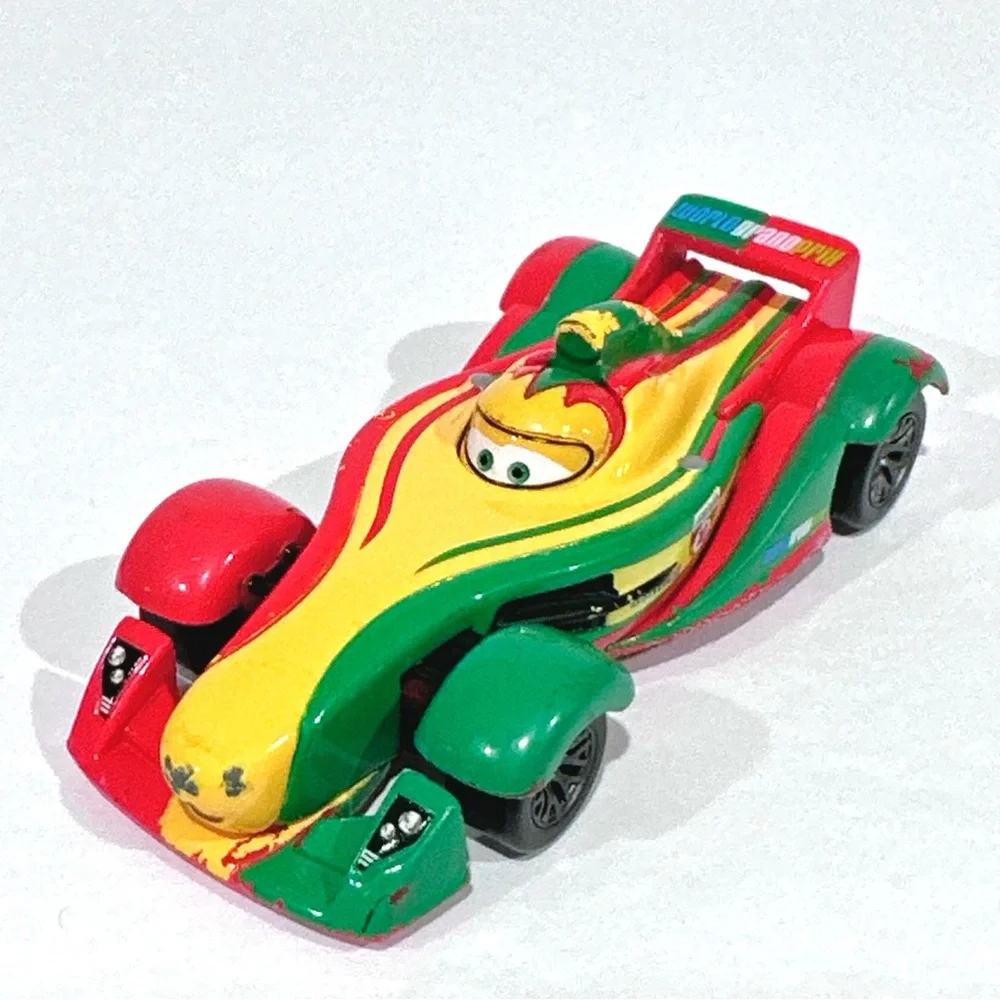 Disney Cars 2 Rip Clutchgoneski World Grand Prix Racer Die-cast
